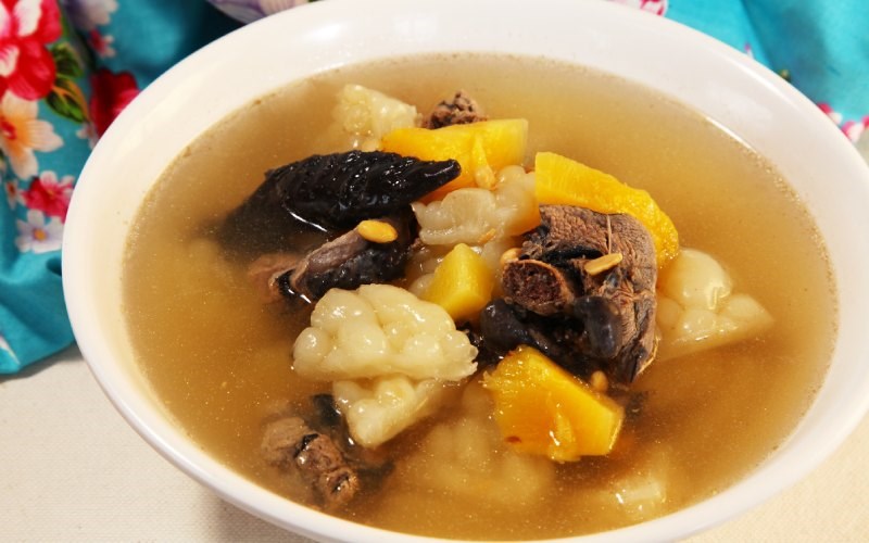 鳳梨苦瓜雞湯
