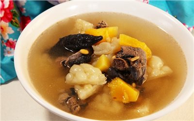 鳳梨苦瓜雞湯